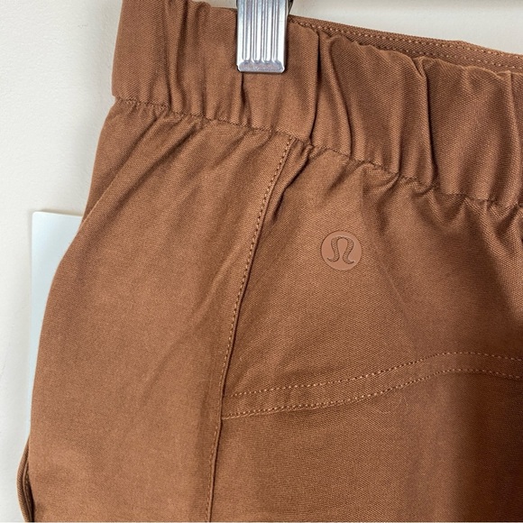 NWT Lululemon Light Utilitech High Rise Cargo Pocket Pants - Picture 6 of 8
